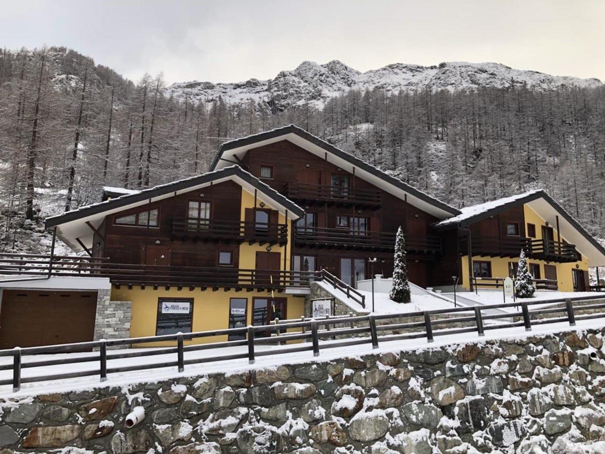 Gressoney-la-Trinité Residence Le Marmotte מראה חיצוני תמונה